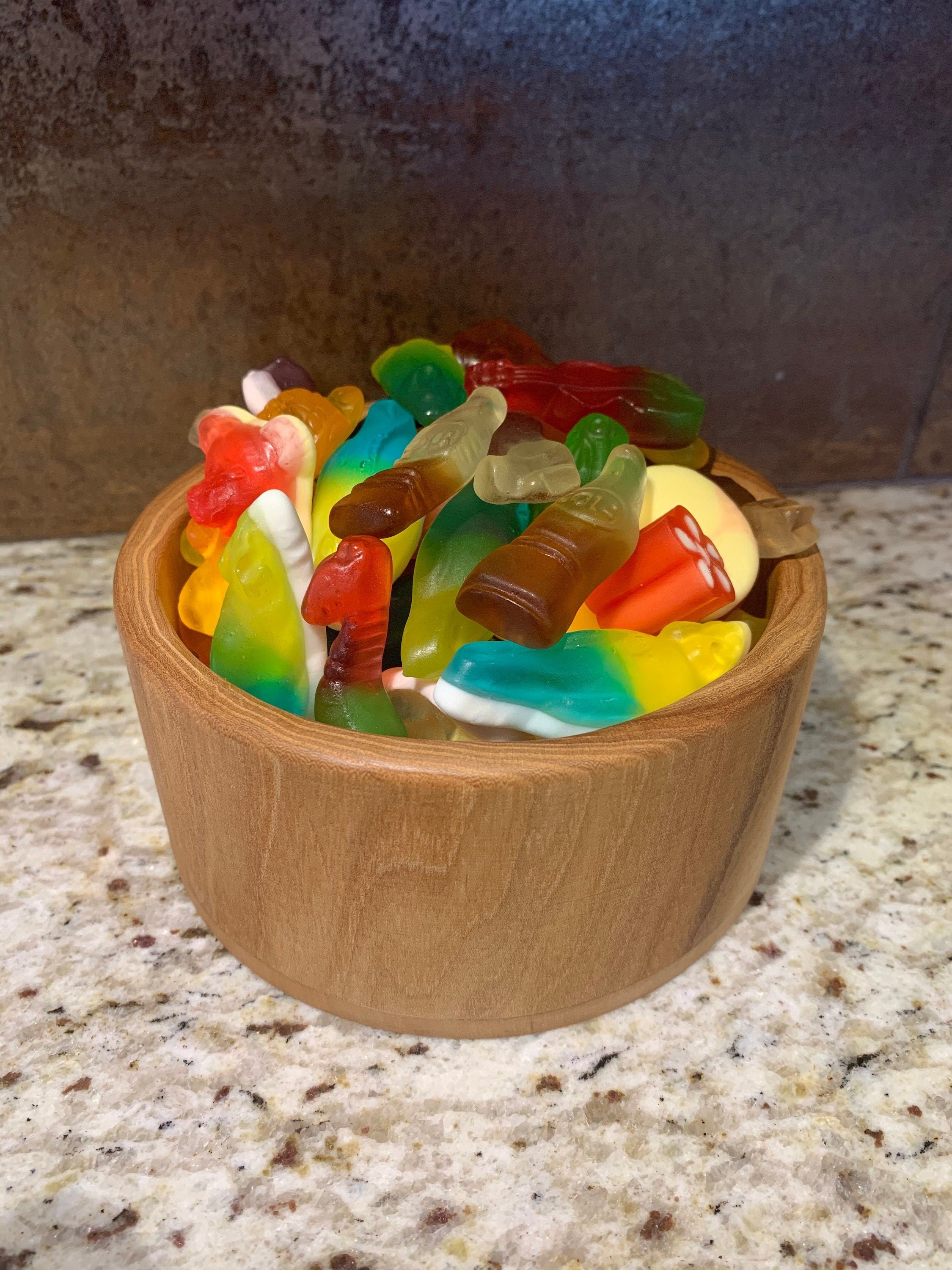 Bol en bois, Bol pour friandises, Bol à fruits, Bol pour grignotines, Bol décoratif en bois, cadeau d'hôtesse, contenant en bois, cadeau