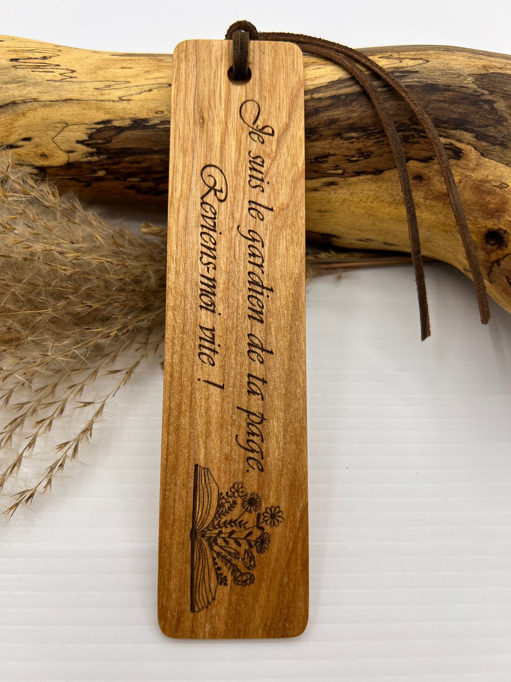 Marque-pages en bois