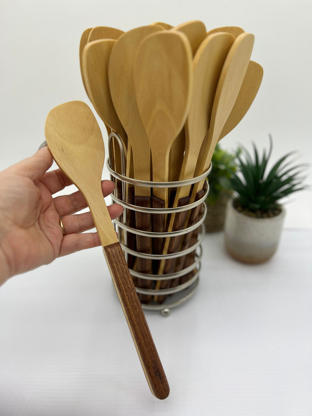 Spatule en bois à pâtisserie
