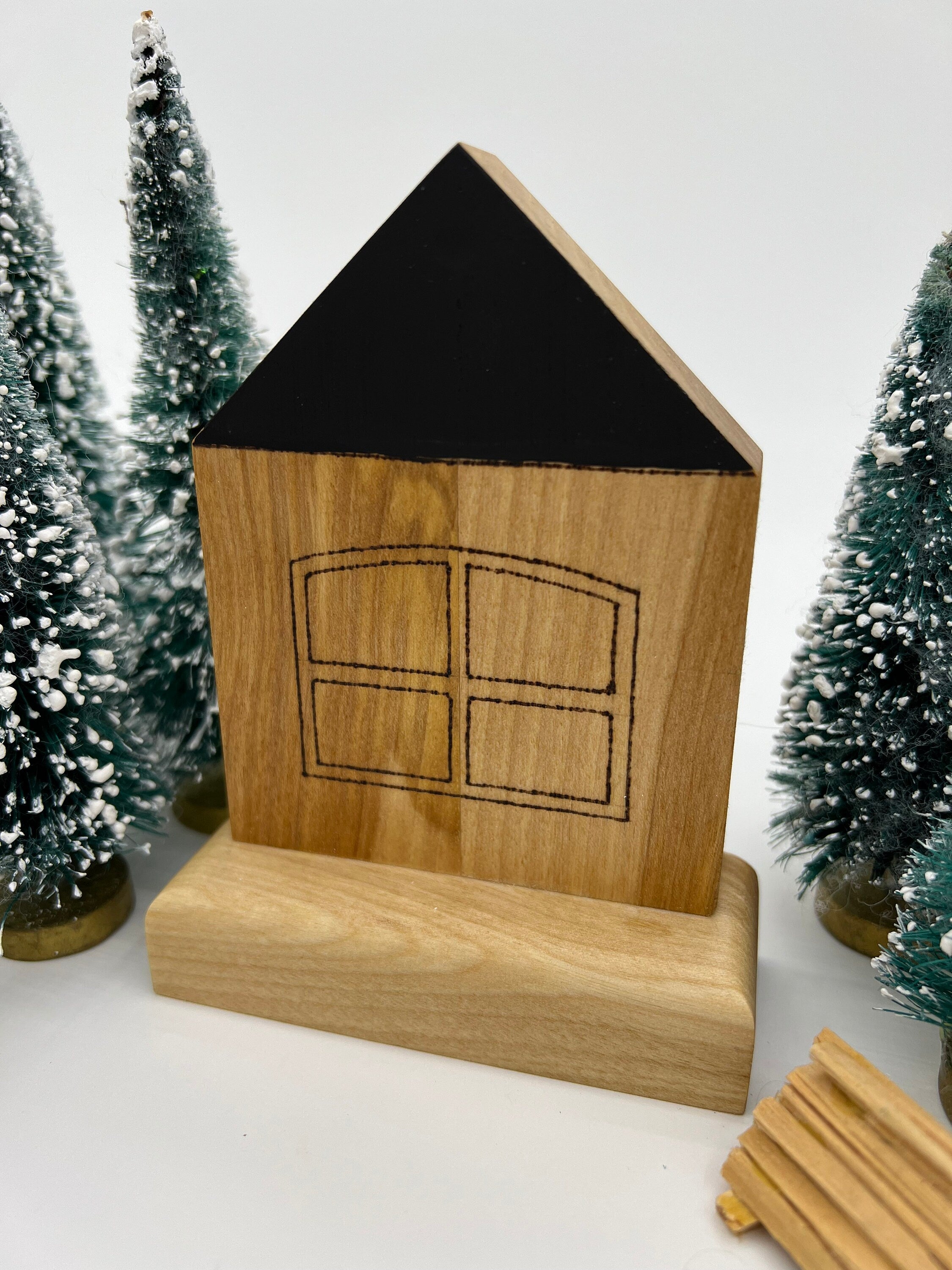 Maison de noël en bois, ornement de noël rustique, décoration de noël, ornement de noël, maison en bois, maison rustique, ornement en bois